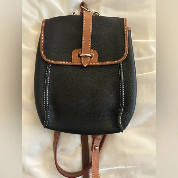 Vintage Dooney & Bourke Navy Leather Mini Backpack with Tan Trim Vintage Dooney & Bourke Denim Leather Cabriolet Backpack USA  main image 2